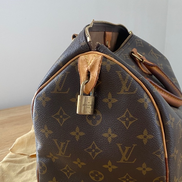 LOUIS VUITTON Monogram Speedy 35 - Picture 5 of 7